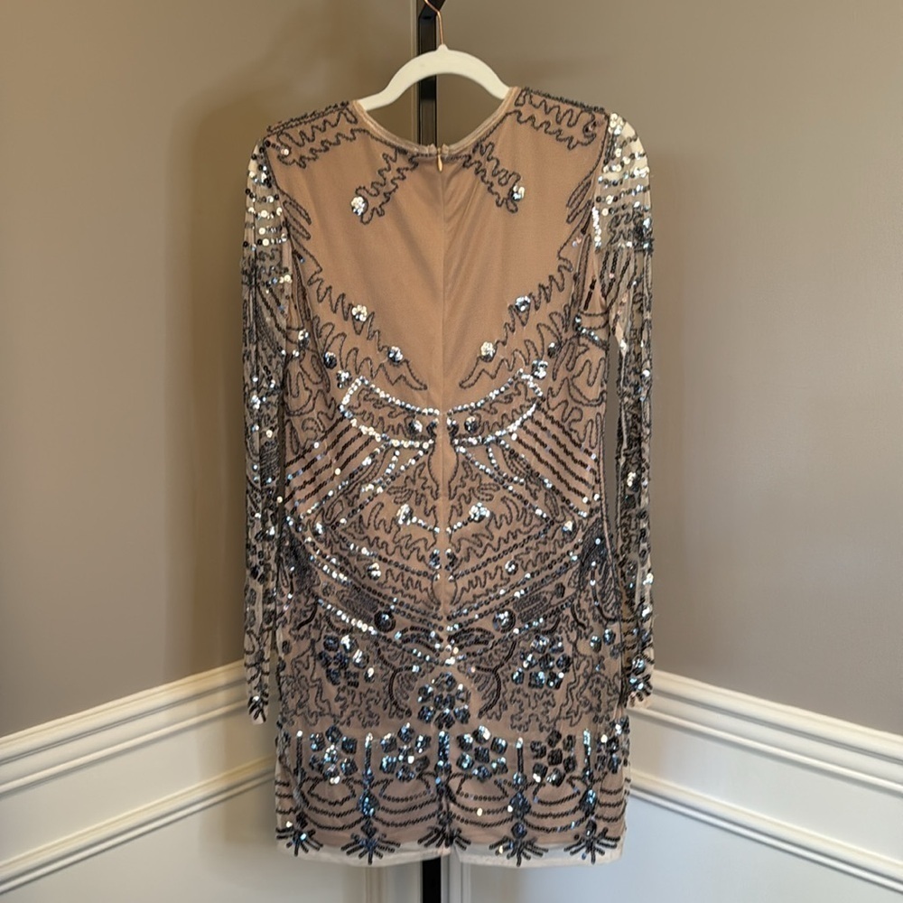 Vici REKINDLED LOVE EMBELLISHED DRESS size large - Picture 11 of 13